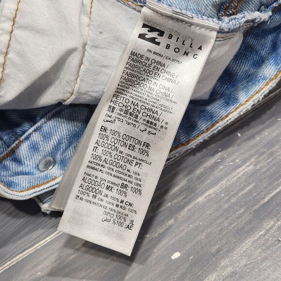 Billabong High Rise Shorts Denim Distressed Size 24 - Picture 8 of 12